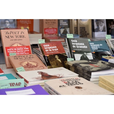 Diputación fomenta la lectura entre los granadinos con un ‘bookcrossing’