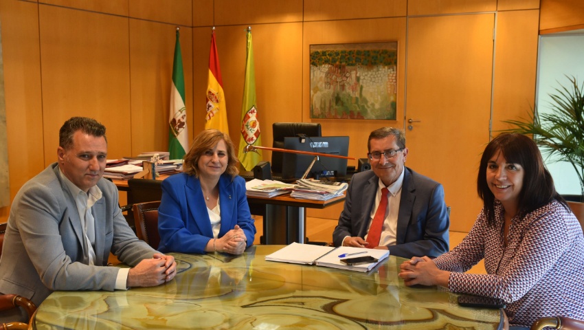 Reunión con la directora de la ONCE en Granada