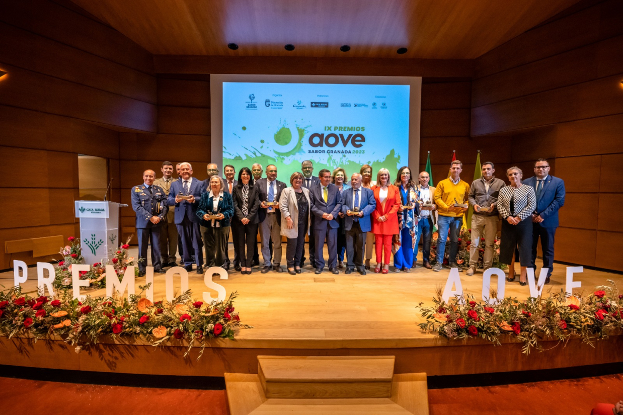 Diputación distingue la calidad de los aceites de oliva virgen extra de la provincia y reconoce el trabajo del sector olivarero