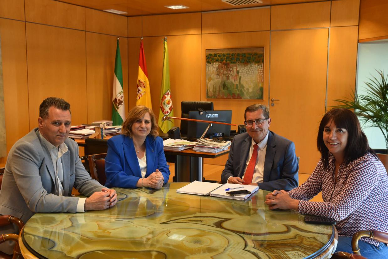 Reunión con la directora de la ONCE en Granada