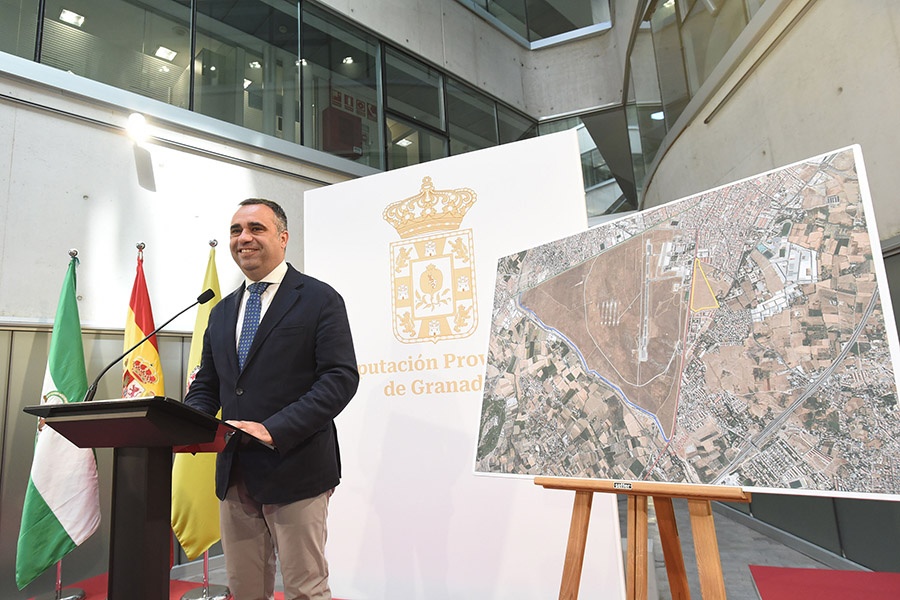 Diputación pedirá al Gobierno la cesión o venta de los terrenos de Colonia Dávila de la Base Aérea para la construcción un gran parque metropolitano