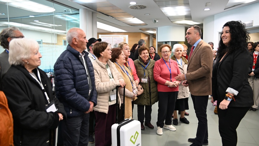 Casi un centenar de mayores de la provincia disfrutarán de una Navidad en compañía