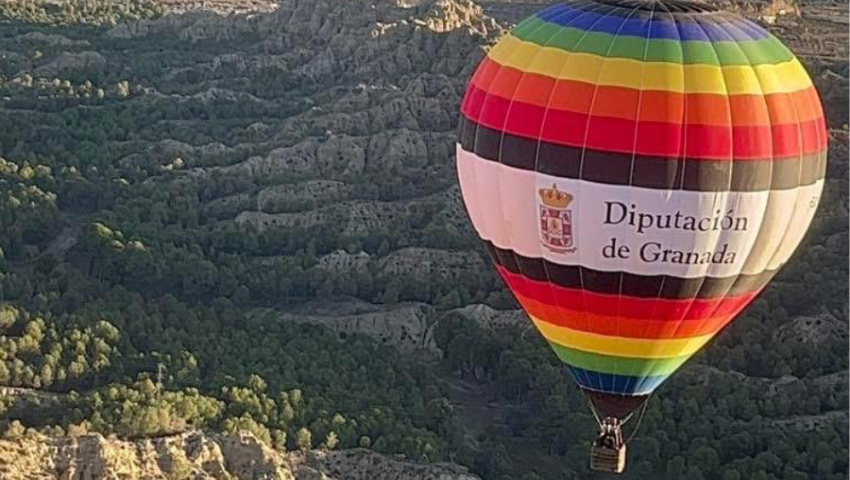 El Geoparque de Granada alza el vuelo con el XXV Festival de Aerostación y Campeonato de Andalucía