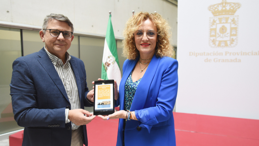 Comienza la temporada de turismo de avistamiento de cetáceos en la Costa Tropical