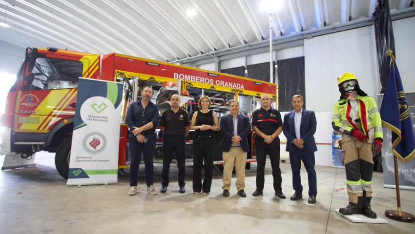 300.000 euros será invertidos en equipamiento para los Parques de Bomberos de Granada y la provincia