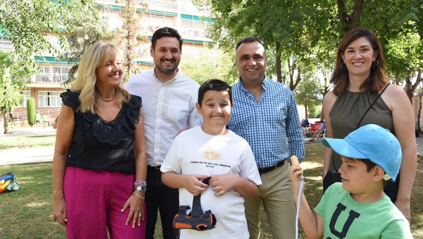 Medio centenar de niños con autismo disfrutan de una Escuela de Verano en los Centros Sociales de Diputación