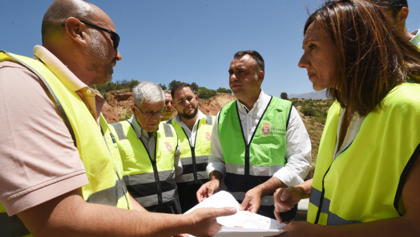 Se destinará casi medio millón de euros al ensanchamiento del puente de las Albuñuelas en la GR-3208
