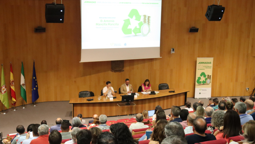 Unas jornadas orientan a los ayuntamientos de la provincia sobre las nuevas obligaciones normativas en economía circular