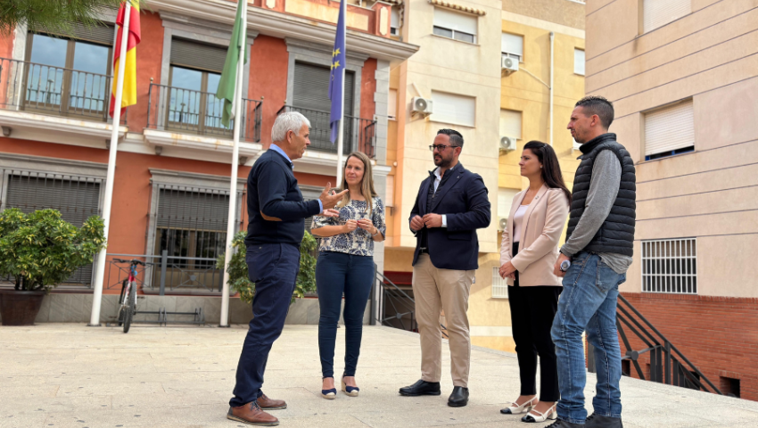 Diputación y Cooperativas Agro-alimentarias impulsan la implantación de sistemas de alertas en caminos rurales e invernaderos