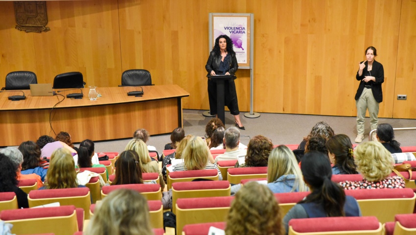 Diputación impulsa la reflexión sobre la violencia vicaria en una jornada formativa