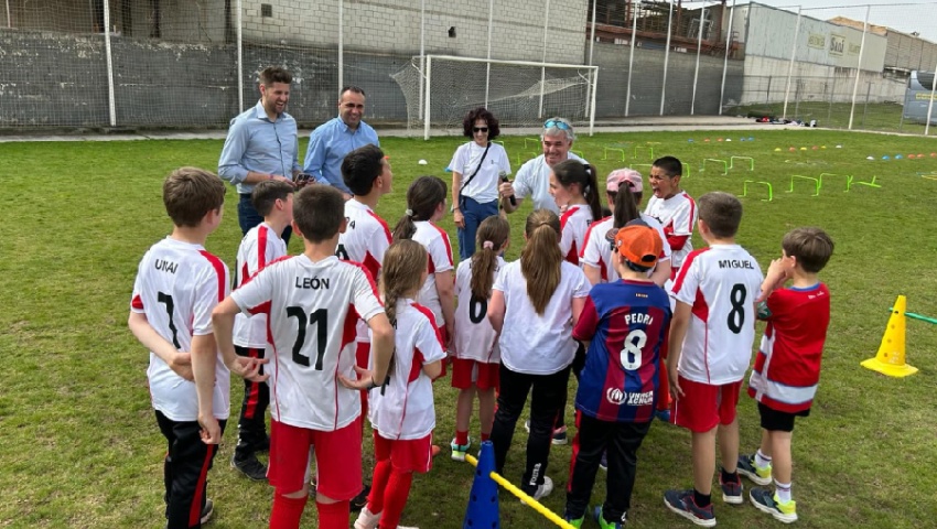 Los Juegos Deportivos Escolares de Diputación congregan en la Ciudad Deportiva a más de 850 niños de 56 municipios granadinos