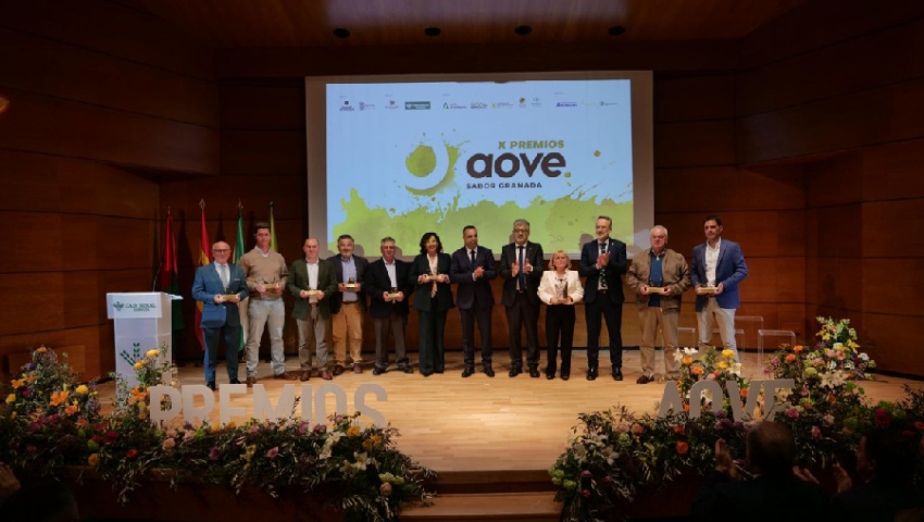 Entrega de los Premios AOVE ‘Sabor Granada’ que apuestan por ampliar el reconocimiento del aceite provincial