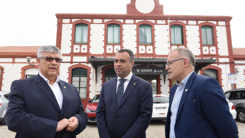 Se exige al Gobierno de España que ordene de inmediato la reapertura de la línea ferroviaria Guadix-Baza-Almanzora