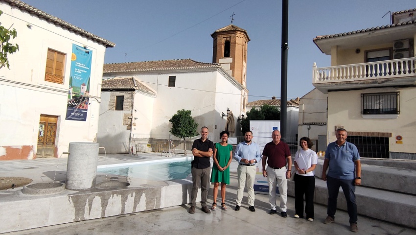 El diputado provincial de Obras Públicas y Vivienda, José Ramón Jiménez, y el alcalde de Gójar, José Joaquín Prieto