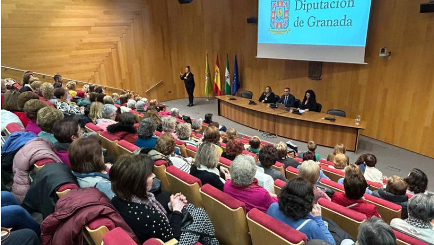Más de 200 mujeres se dan cita en un encuentro asociativo celebrado en Diputación