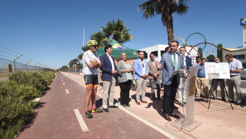 Comienza el proyecto que dará luz verde a un gran circuito de uso familiar y deportivo en el perímetro de la Base Aérea