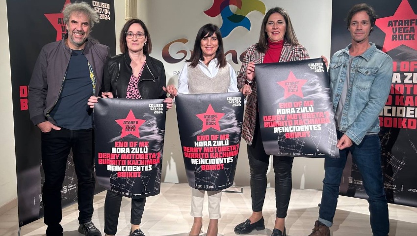 Pilar Caracuel, diputada de Cultura, presentando Atarfe Vega Rock junto a la alcaldesa de Atarfe, Yolanda Fernández