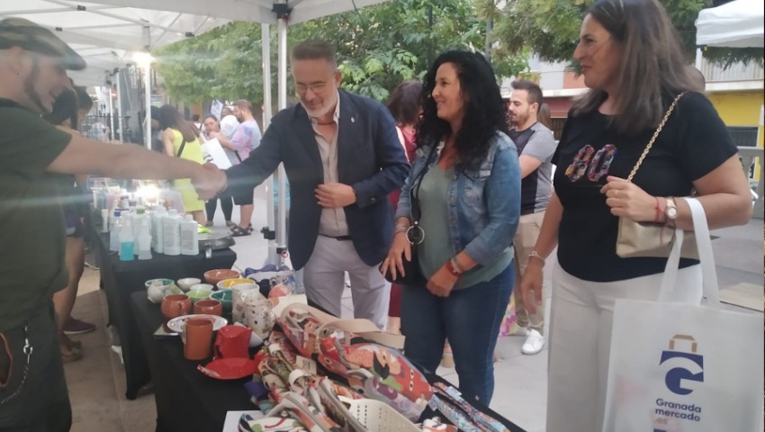 Atarfe acoge su segunda feria para activar el comercio local