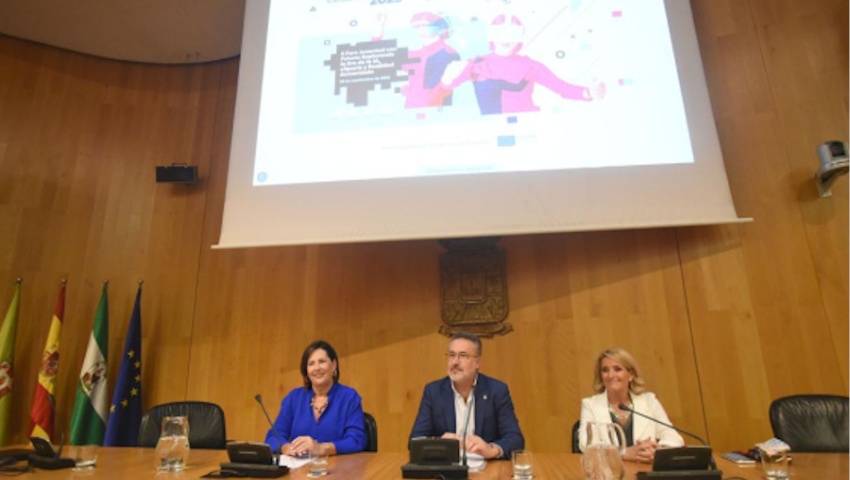 Diputación, Cámara Granada y Fundación INCYDE destacan las oportunidades de los jóvenes en materia tecnológica