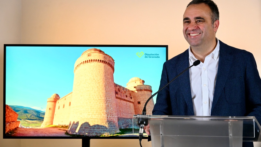 Diputación inicia los trámites para la compra del Castillo de La Calahorra