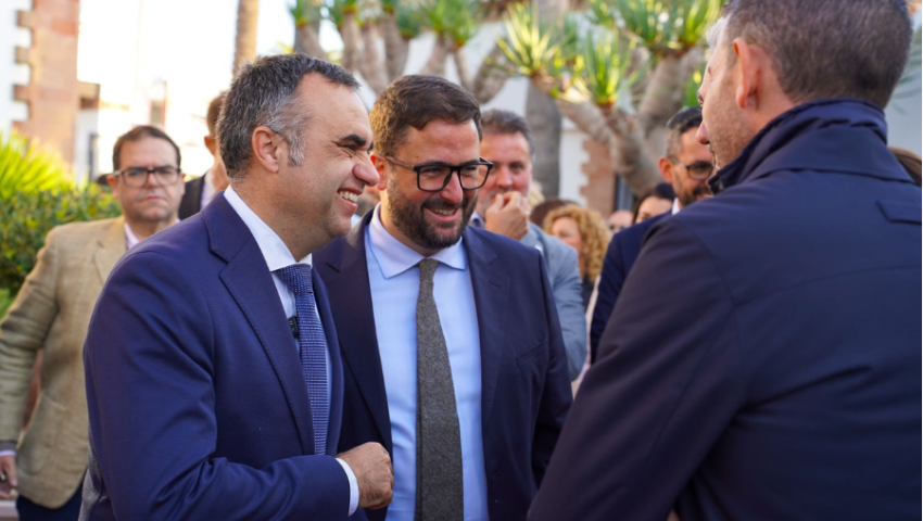 Rodríguez anuncia que la Diputación aportará recursos para que las canalizaciones de Rules sean una realidad