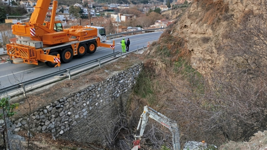 Diputación impulsa la limpieza de cauces y barrancos en áreas estratégicas