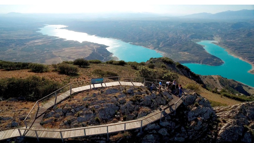 Esta iniciativa, organizada por la Red Europea de Geoparques bajo la coordinación de la UNESCO, busca acercar a la ciudadanía el valor de estos territorios