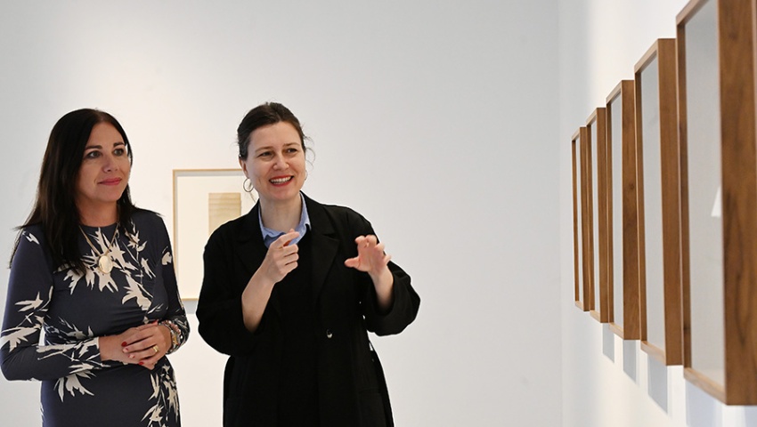 Condes de Gabia acoge ‘SOTAVEU’, una exposición sobre la obra de Mar Arza