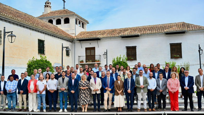 Rodríguez anuncia que la Diputación asumirá la financiación completa que corresponde a los municipios beneficiados con los Fondos FEDER