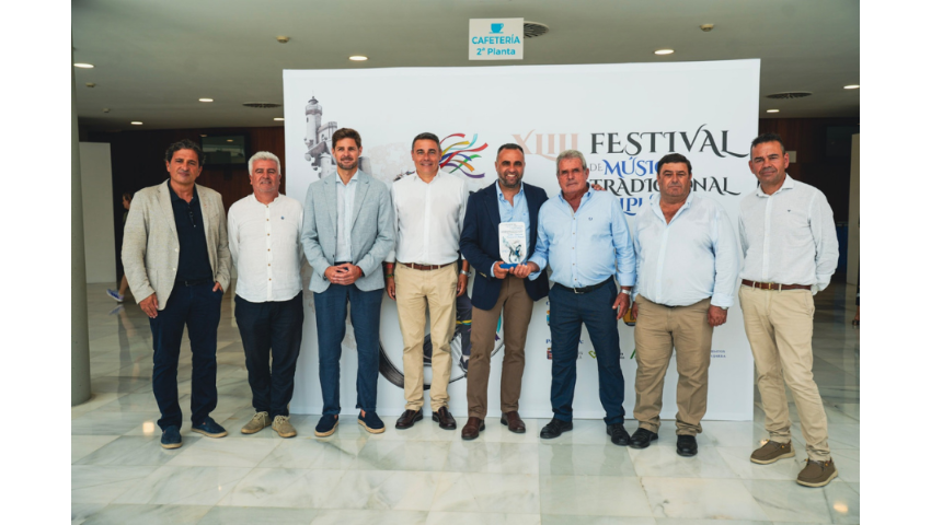 Rodríguez destaca el Festival de Música Tradicional de La Alpujarra como un referente en la conservación de las raíces de la comarca