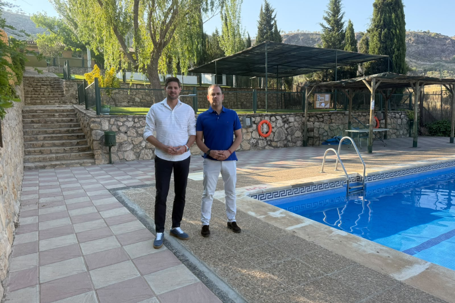 Más de 148.000 euros para la reforma de la piscina municipal y la mejora de la pista polideportiva de La Peza
