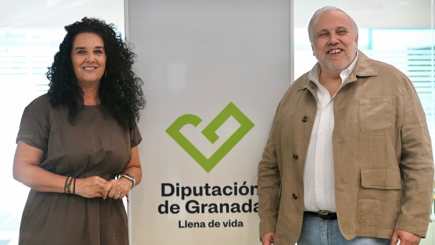 Diputación y Cruz Roja llevan el proyecto ¿Digitalízate¿ a 19 municipios de la provincia para reducir la brecha digital entre las personas mayores