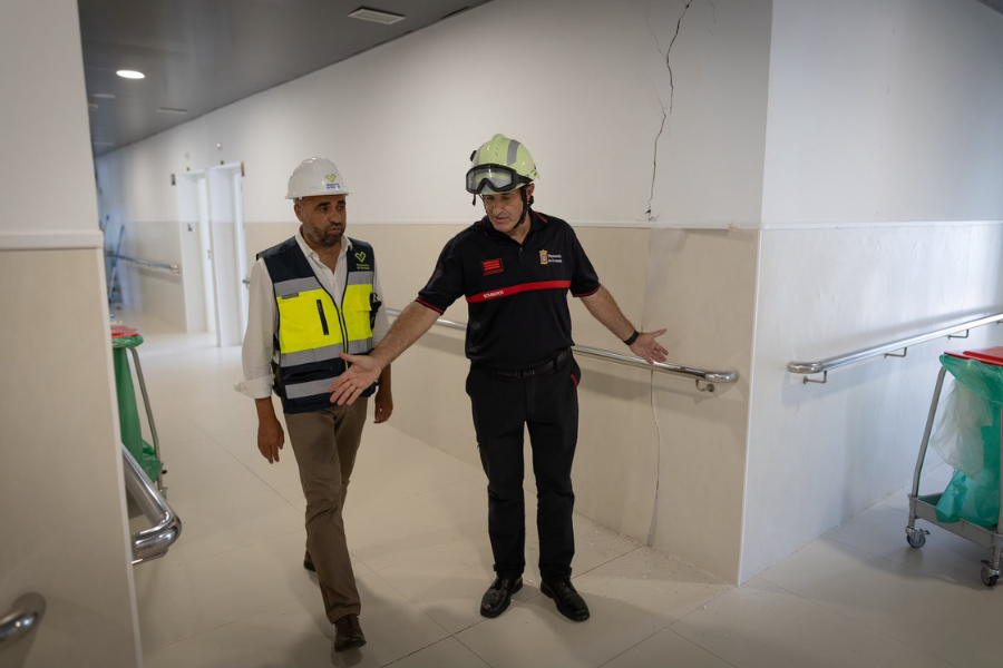 Avanza el informe para acometer por emergencia las obras de los Centros Sociales y facilitar la vuelta de los residentes desalojados