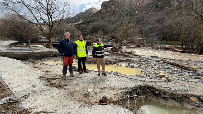 Nueva visita a Quéntar para seguir evaluando los daños en la GR-3201 y en el entorno del río Aguas Blancas