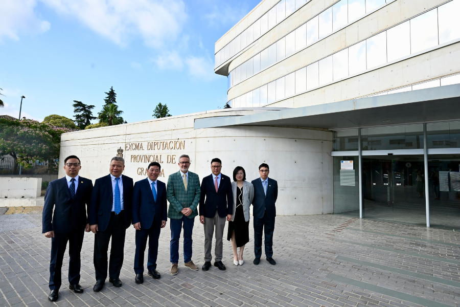 Granada consolida su estrategia de atracción de inversión con la recepción de una nueva delegación política y empresarial de Shanghái