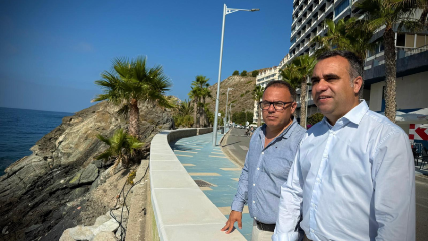 Invertidos cerca de 246.000 euros en la mejora y modernización del Paseo de Cotobro de Almuñécar
