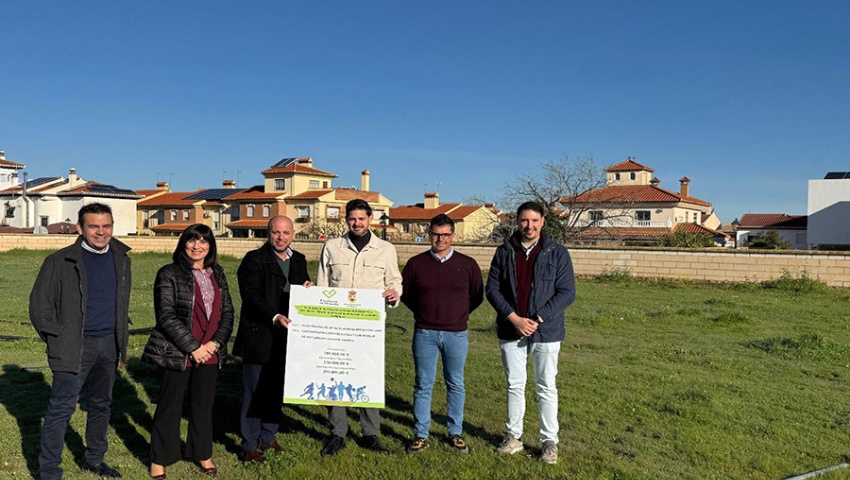 Ogíjares contará con un nuevo campo de fútbol 7 y un módulo de vestuarios gracias a Diputación