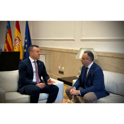 Las diputaciones de Granada y Valencia unen fuerzas para impulsar una nueva conexión aérea