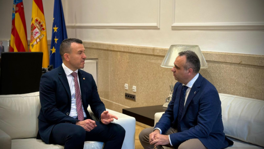 Las diputaciones de Granada y Valencia unen fuerzas para impulsar una nueva conexión aérea