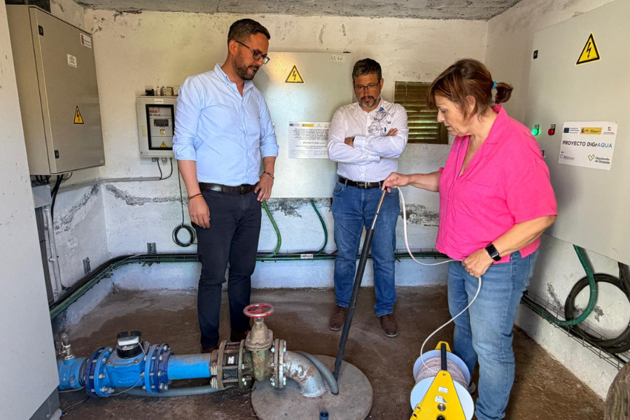 Diputación avanza en Beas de Granada y Benalúa de las Villas las obras para reducir fugas y fraudes en el abastecimiento de agua