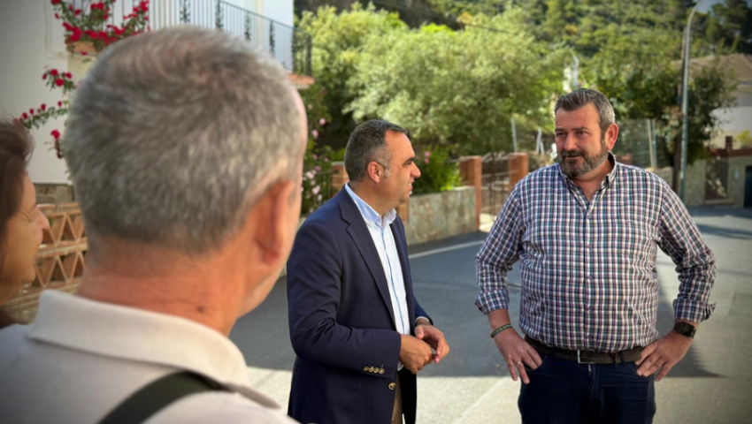 Rodríguez visita el municipio de Lentegí