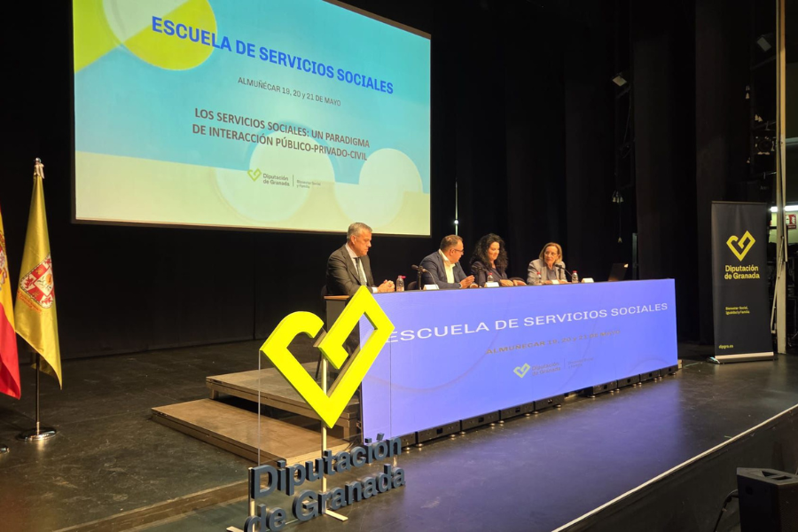 Almuñécar reúne a profesionales del ámbito social en la XXX Escuela de Verano de Servicios Sociales de Diputación
