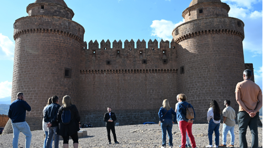 Más de 30.000 personas han visitado el Castillo de La Calahorra desde su apertura al público por la Diputación
