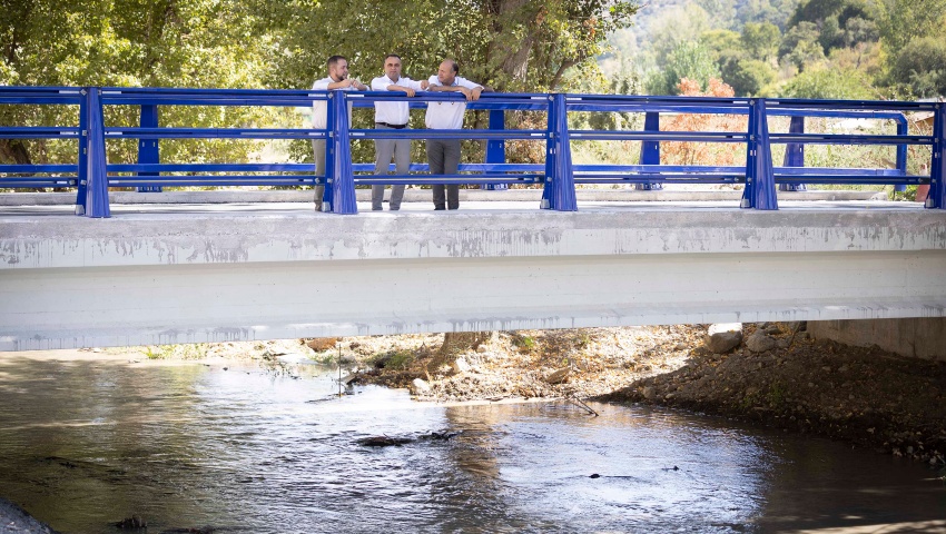 Reabierto el puente de acceso a la urbanización Aguas Blancas en Dúdar tras los daños de la DANA del mes de febrero