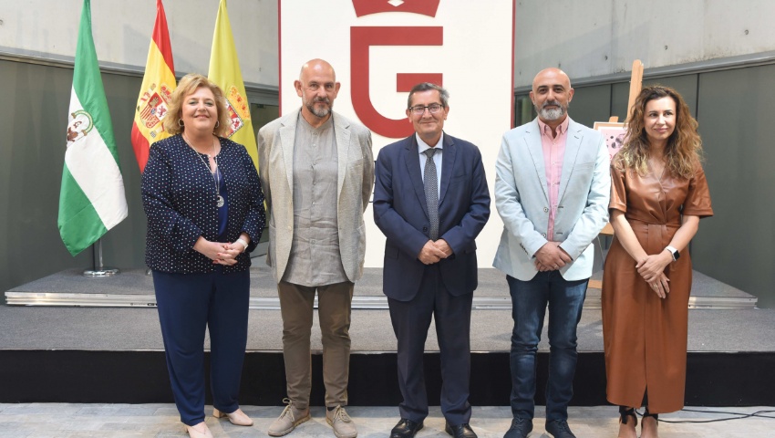 Diputación otorga el Pozo de Plata al escenógrafo y titiritero Enrique Lanz
