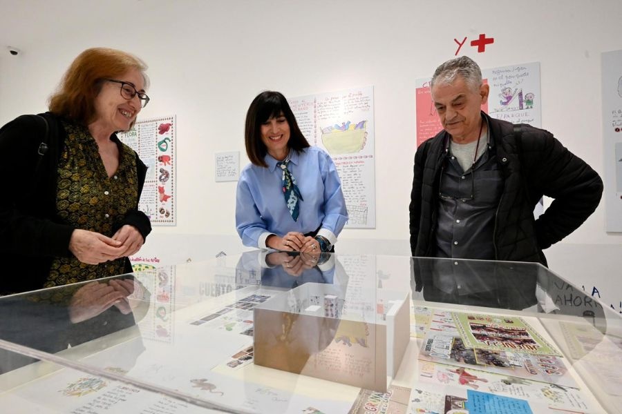 Inaugurada la exposición educativa ‘Cuento mi pueblo’, una mirada infantil a las tradiciones y el patrimonio de la provincia