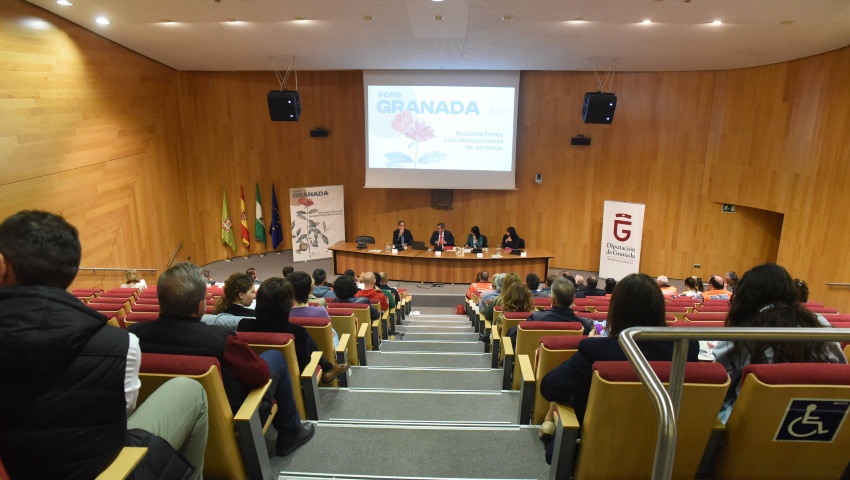 Una jornada aborda tratamiento de los medios en casos de desapariciones de personas