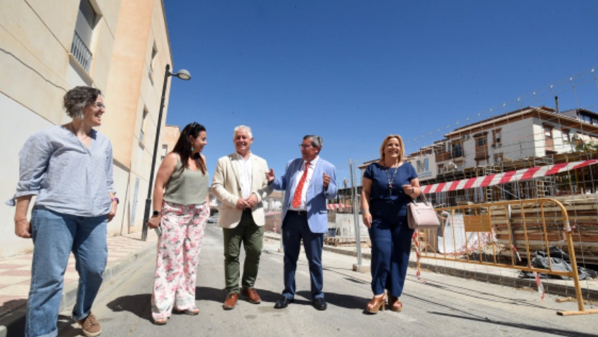 La Zubia concluye la cubierta de la pista polideportiva del Colegio Al-Zawiya