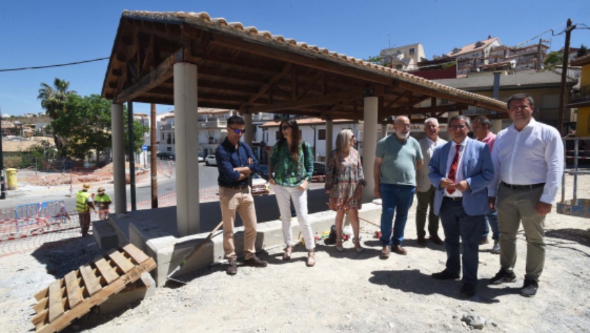 Finalizan las obras de eficiencia energética en el Ayuntamiento de Monachil, financiadas por el FEDER y la Diputación