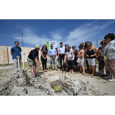 Colocada la primera piedra de la futura piscina cubierta comarcal de Torre-Cardela
